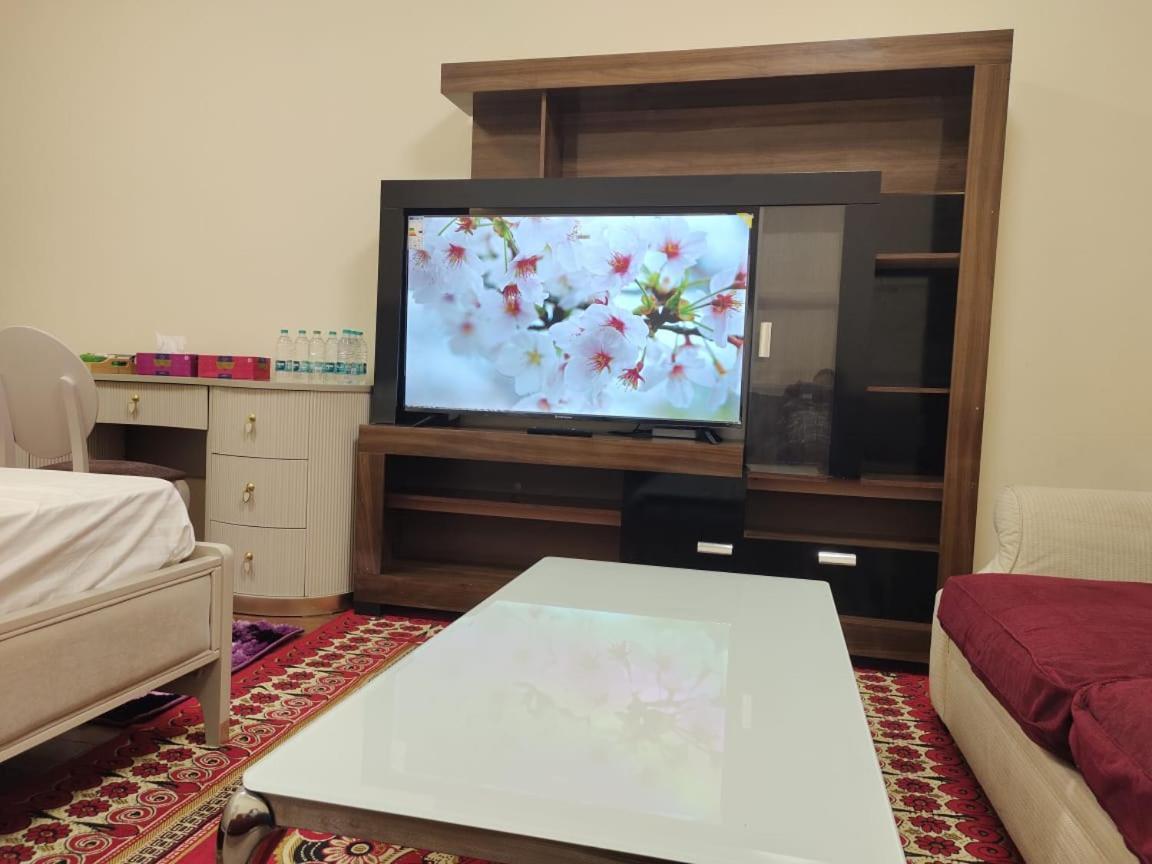 Arnim Suite - 3 Bedrooms Apartment Sharjah Exterior foto