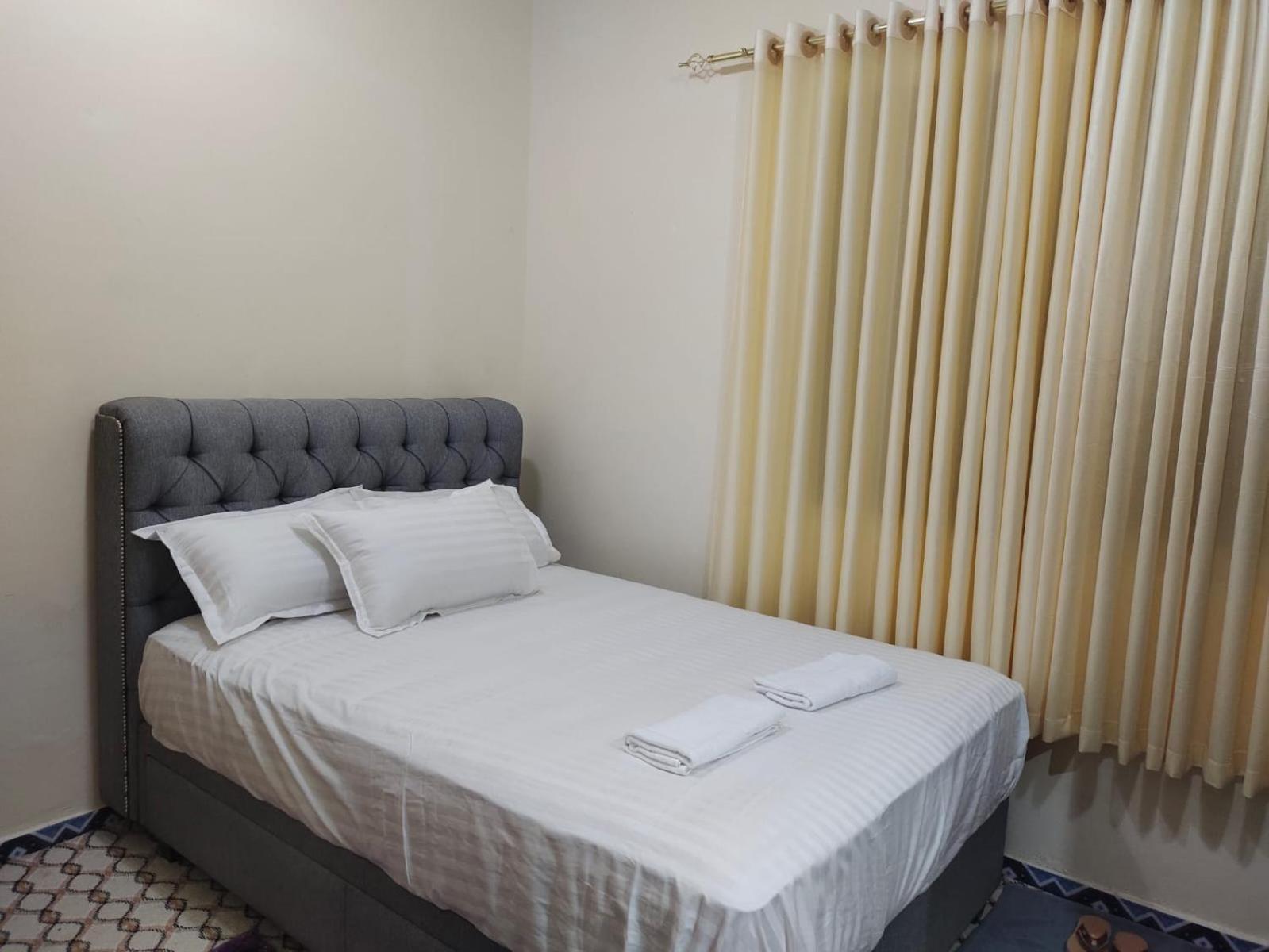 Arnim Suite - 3 Bedrooms Apartment Sharjah Exterior foto